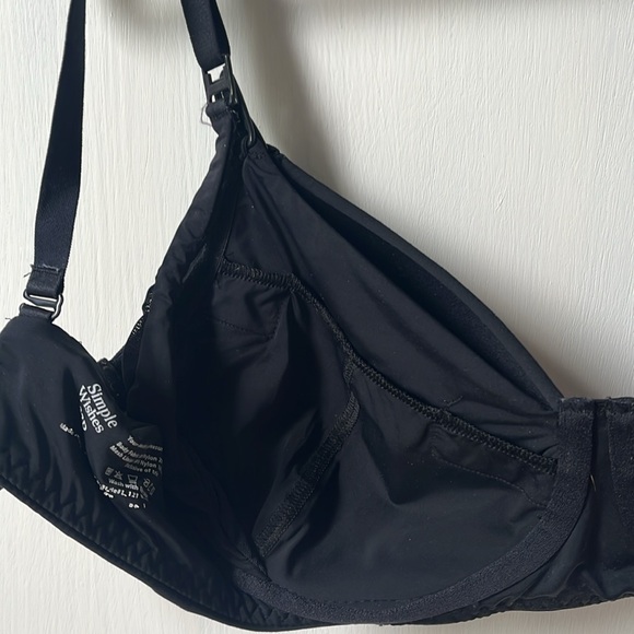 Simple Wishes pumping + nursing bra - Picture 2 of 3